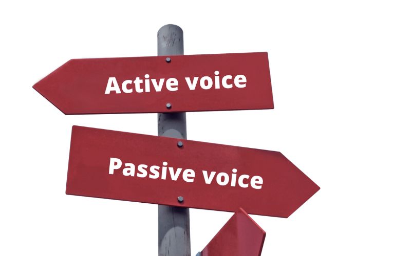 Câu bị động trong tiếng Anh (Passive Voice) là gì? Công thức và cách dùng